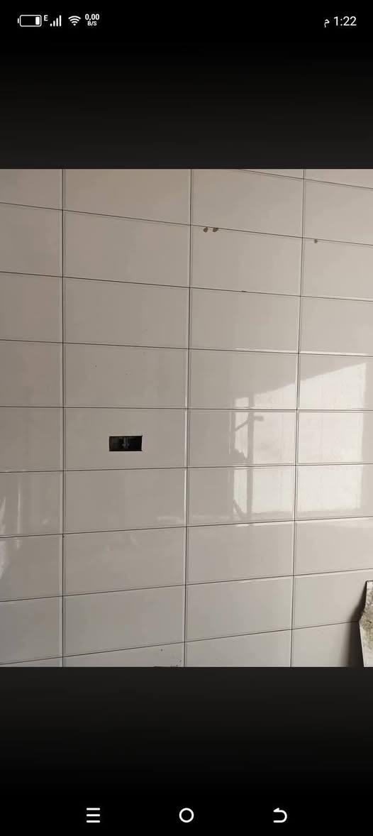 سلام عليكم خلفه سيراميك متفرغ شغل درجه اولى وزن ليزر استلام مهندسين ارضيات جدران  ازاره بايات لوح ماده اتصل ودلل *********** عملنه كربلاء فقط
