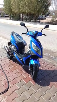 للبيع موطور راس 275 او بي مجال07879002840