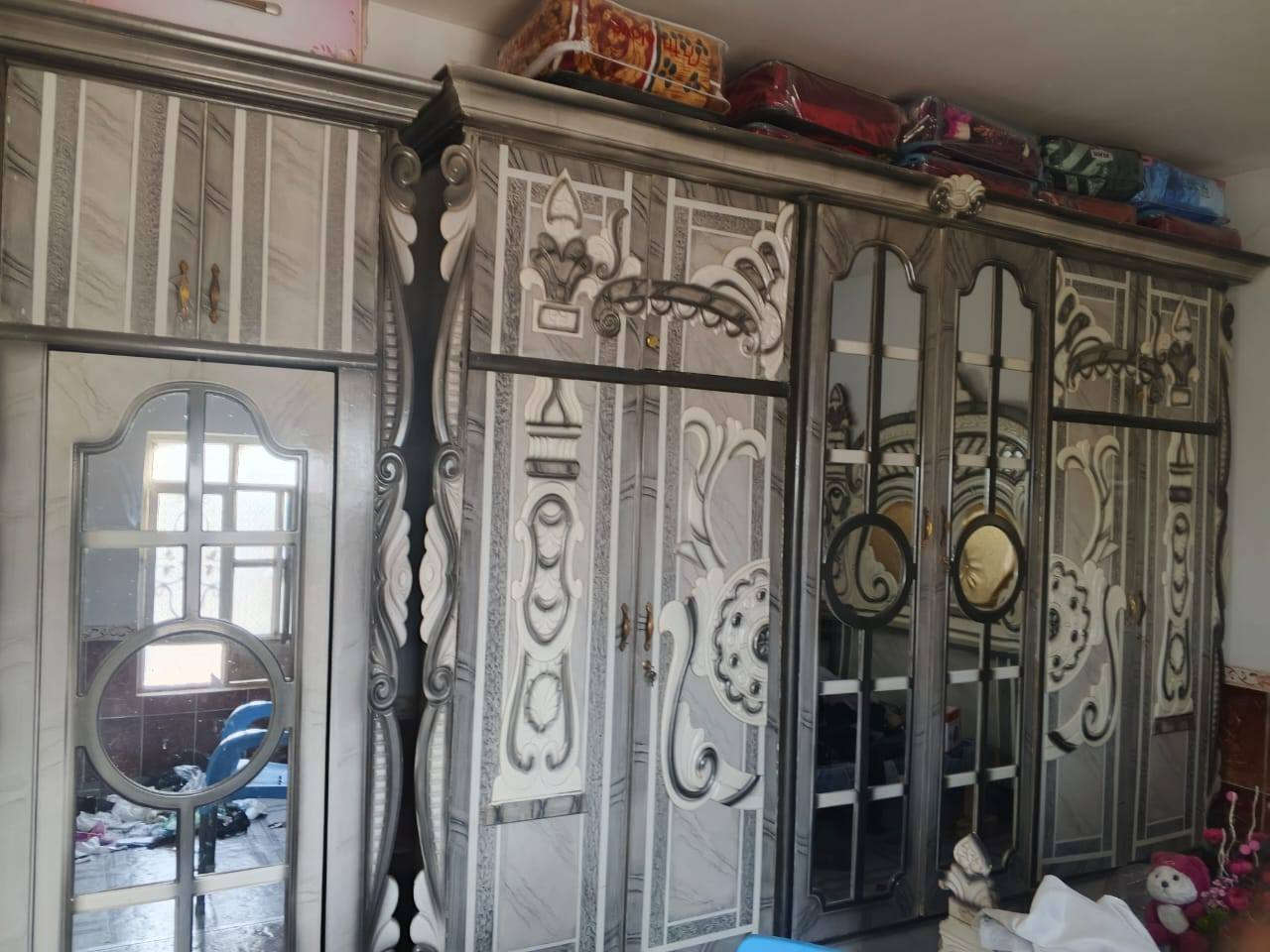 غرفه خشاب جديده مستعمله قليل الشراي يتصل اوخاص ***********اي ضرر مابيه السعر مليون اوبيه مجال
