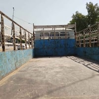 متاح سيارة هينو  وسيارة ربع نقل لنقل جميع الأغراض ( عفش / اجهزة / بضائ...
