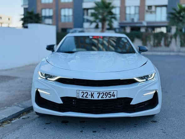 السلام عليكم للبيع كمارو 2020 فول مواصفات رقم اربيل ماشية 90 الف 
محرك 4 سلندر تيربو 

فتحه 

عليها شوته KN رياضي وكاج كان اويل 

حادثها صبغ 3 قطع وقطعه كلير امريكا صور الحادث بالمنشور بدون ايرباك بدون شواصي 

مكان السيارة بغداد 

للاتصال// ***********
للاتصال// ***********
