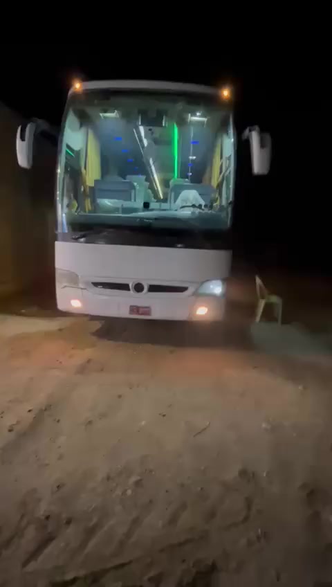 عليكم باص دك سوري كامل لبيع واتصال عله هذه رقم ***********
