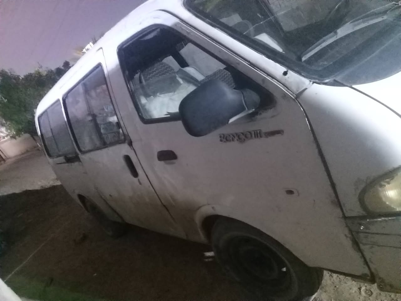 سلام عليكم بريجو حاز ثالث بس وكاله
كير مكينه اكسل مكفولات ختم تاير 
***********
سعر 20وبيها مجال قليل 
عنوان بغداد
