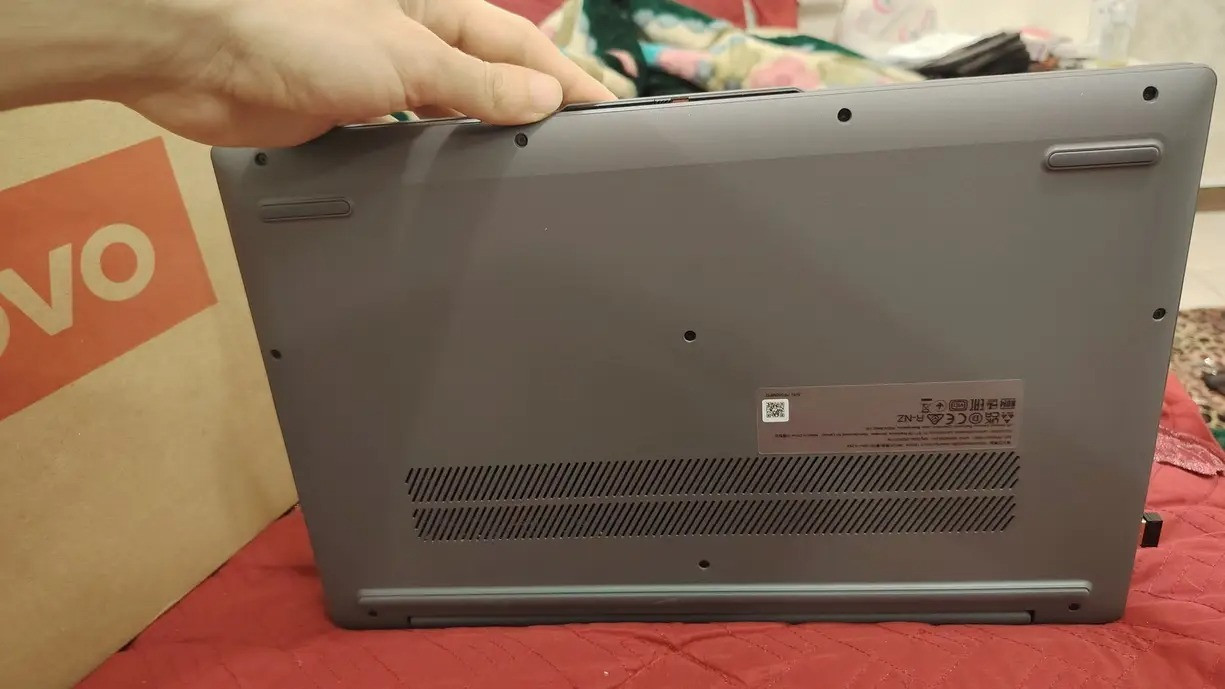 السعر 675 ألف 
Lenovo IdeaPad Slim 3 15IRH8
مواصفات
CPU: Intel Core i7-13620H  240GHz
RAM: 16G DDR5 4800
Hard: 512 SSD M.2 
GPU: Integrated 
 
منزل بيها برنامج اوتوكاد وفوتوشوب 
 وورد و اكسل 2024 مفعل
ومحمل لعبة ماين كرافت ، بيها ضمان سنة شركة النبع والوصل موجود ،كارتون موجود 
بيها مجال قليل للشراي 
مكاني نجف ، قرية الغدير السكنية
متوفر توصيل ومجاني 
اني مو بياع شراي ولا ابو محل


**إذا كنت صاحب هذا الإعلان وتريد حذفه لأي سبب، رجاءا أرسل رسالة إلى الدعم الفني**