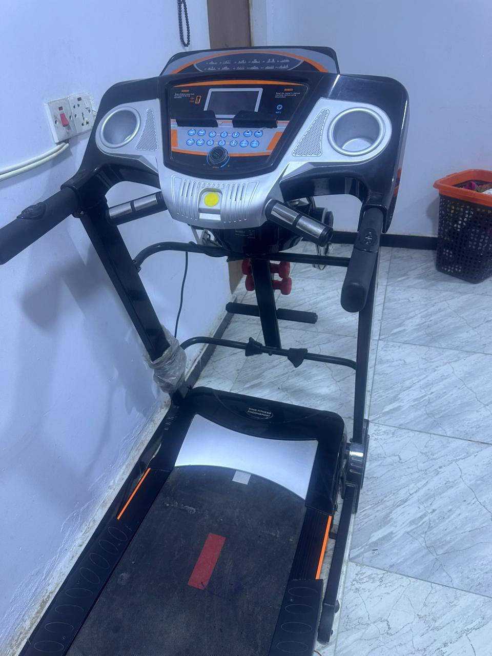 السلام عليكم عندي جهاز جري .مشتغل  بس مرتين والله   نضيف وع فحص كلشي مابي اي ضرر المكان. الدوره ابو دشير الي يشتري. خاص ويدلل بسعر


**إذا كنت صاحب هذا الإعلان وتريد حذفه لأي سبب، رجاءا أرسل رسالة إلى الدعم الفني**