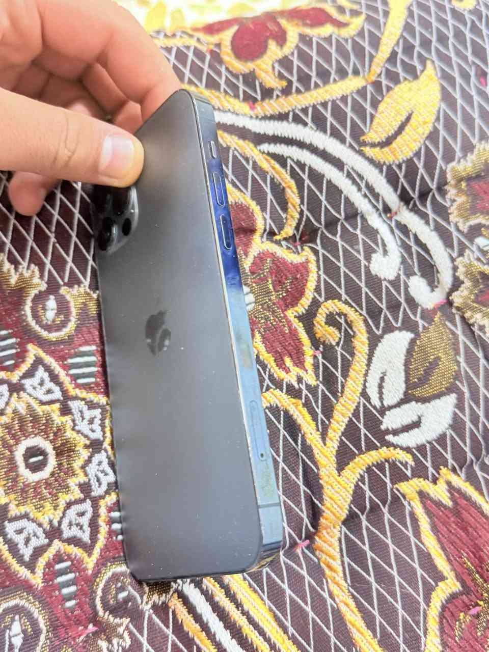 السلام عليكم ايفون 12 برو فقط للبيع مبدل شاشه زينه وبطارية فيس ايدي ب تحديث وكف السعر 250 وبي مجال


**إذا كنت صاحب هذا الإعلان وتريد حذفه لأي سبب، رجاءا أرسل رسالة إلى الدعم الفني**