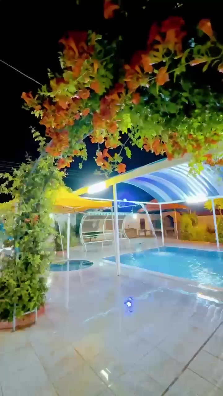 مزرعة "أمواج البحر" للأيجار اليومي 🌊✨
مكانك الأنسب للاستجمام في قضاء بلد! 🌳
✅ تفاصيل المزرعة:
• ملعب كره قدم ⚽🏃‍♂️
• شاليه (غرفتين نوم + صالة + مطبخ متكامل) 🏠
• مسبح للكبار وللأطفال 🏊‍♂️
• حدائق واسعة وألعاب أطفال + بليارد + فيشه ومنضدة 🌲🎱
• خدمات كاملة: كهرباء 24/7، إنترنت ⚡📶
• كراج سيارات 🚗
• نظام صحي متكامل (شرقي وغربي) 🚽🧼
• مرافق شواء حديثة 🍢🔥
• متوفرة بنظام الحجز (يوم كامل أو شفتات) 🕒🗓️
📍 الموقع: صلاح الدين - بلد - مدخل 2 🗺️📍
📱 للحجز: *********** 📞📲
