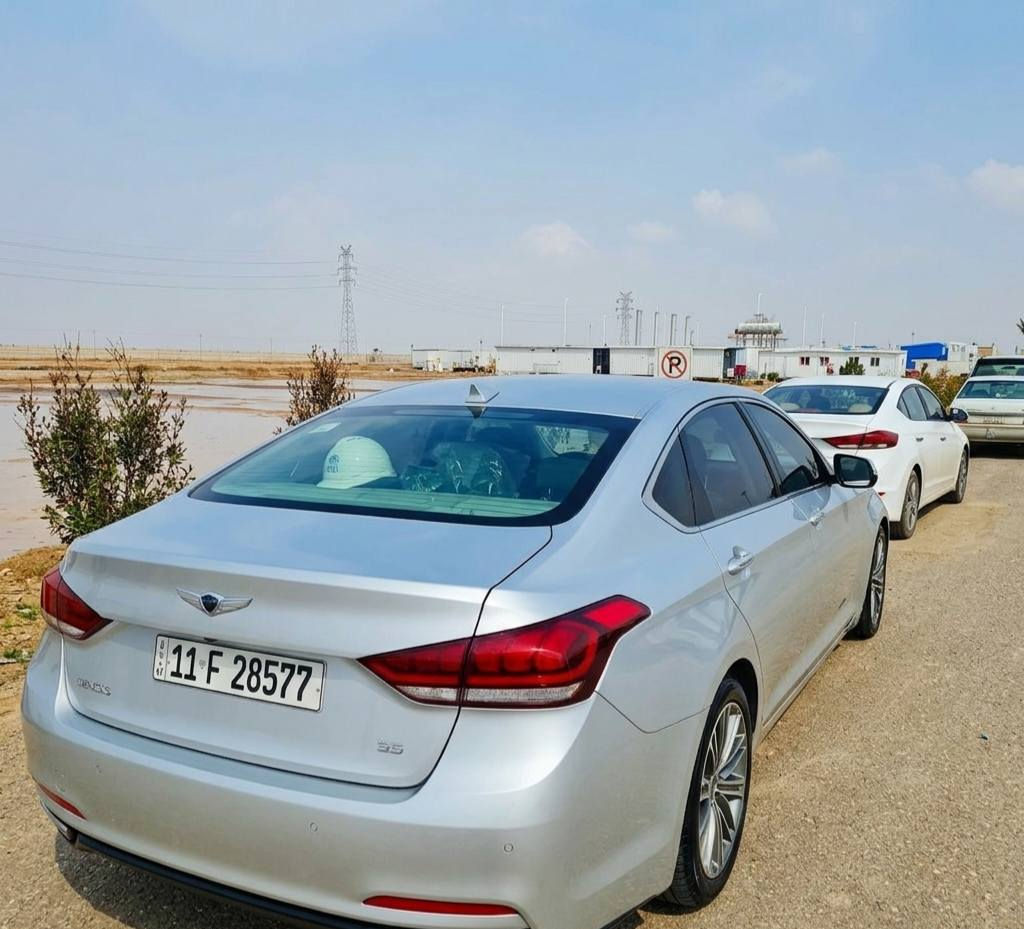 GENESIS G80 v6- 3.800 
2017  
مواصفات
. بصمه ابواب 
. تشغيل عن بعد 
. كشنات كهرباء + خزن ميموري 
. كشنات تدفئه تبريد 
. استيران كهرباء 
. رادارت امامي خلفي جوانب 
. نظام ترحيب و شعار بالمري 
. داخل اسود
. نظام سبورت + نظام سبورت بلاص + نظام ايكو 
. شاحن لاسلكي 
. حساسات 360 + كأمرة
.عداد 58890
. حادثها جاملغ امامي + بنيد يعني قطعتين بدون دواخل وع الفحص والسونار مرفق بالصور
. مكان السياره بعقوبة 
.سيارة خير من الله كلشي متصرف عليهة 
. السعره 180 مجال بسيط (بيع او مراوس جارجر . امبالا . اوباما)
* متواجد فيس + واتساب (***********)
