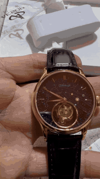 ايسوب • ساعة توربيون • أرخص من الوكيل