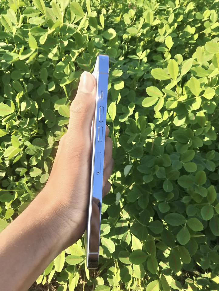 سلام عليكم أيفون 13برو ماكس ‏اللون مميز البحري
‏بالذاكرة العملاقة المميزة 512 البطارية 91 بلادية غير محفزه
‏الجهاز كله بلادي أخو الجديدة معنى الكلمة شخط واحد ما أبي
‏نظافة 100% 100 شرط الفحص وين ما يعجبك كفالة عامة
‏المكان الناصرية مركز ***********￼
