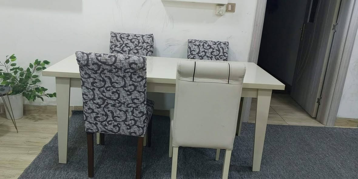 ميز طعام بيع مستعجل الميز كبير جدا
شرط النظافه والشغل مابي اي عيب 
سعر 150 وبي مجال عنوان كركوك


**إذا كنت صاحب هذا الإعلان وتريد حذفه لأي سبب، رجاءا أرسل رسالة إلى الدعم الفني**