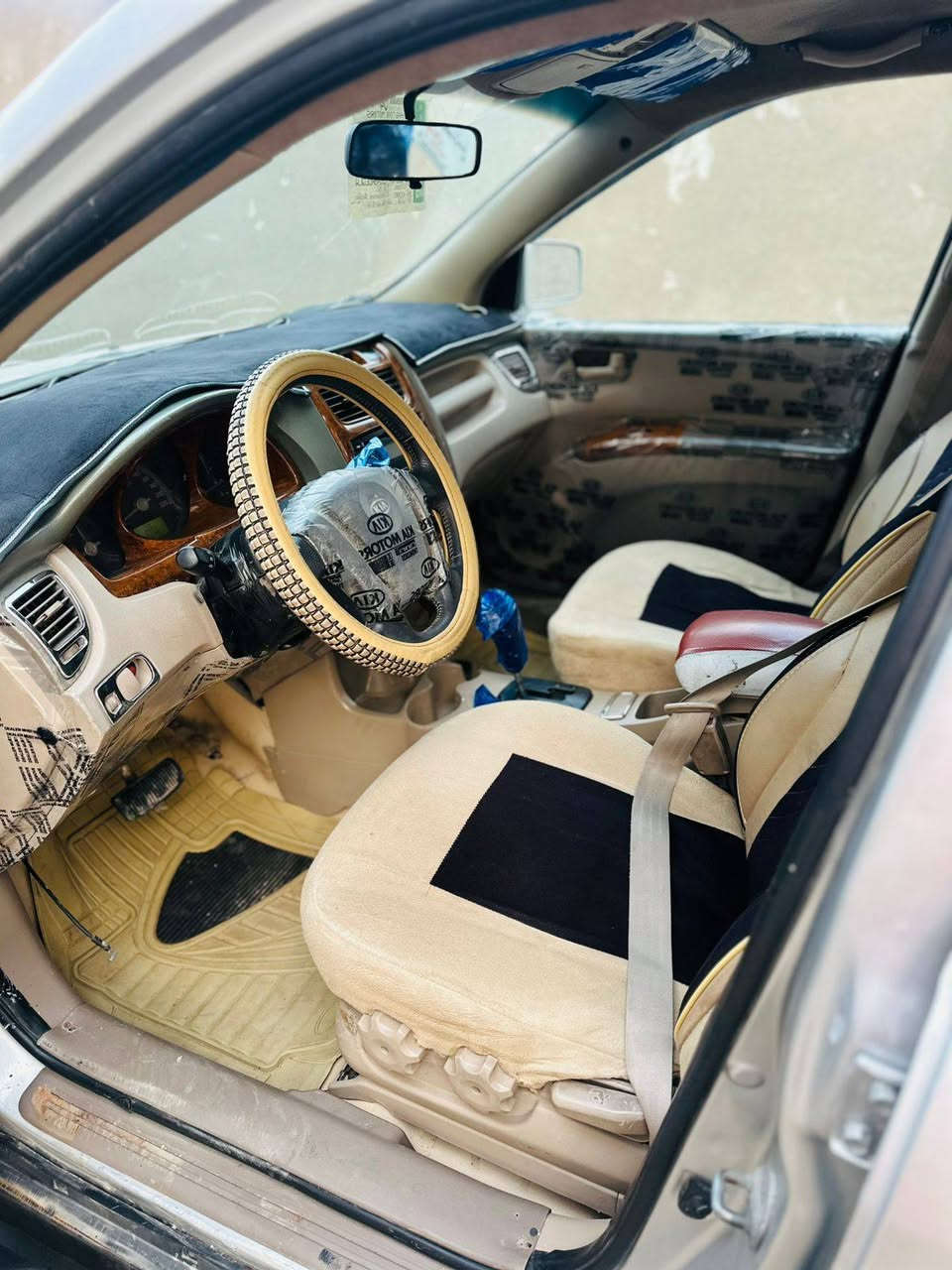 السلام عليكم سبورتج موديل 2010واردخليجي رقم بغداد باسمي مكينه 2000مصبوغه حزام  السونار ب المنشور مكينه وكير خير من الله. السعر 93
للاستفسار اتصل علئ الرقم ***********
مكلف بالنشر غير متواجد علئ الفيس كربلاء, العراق
