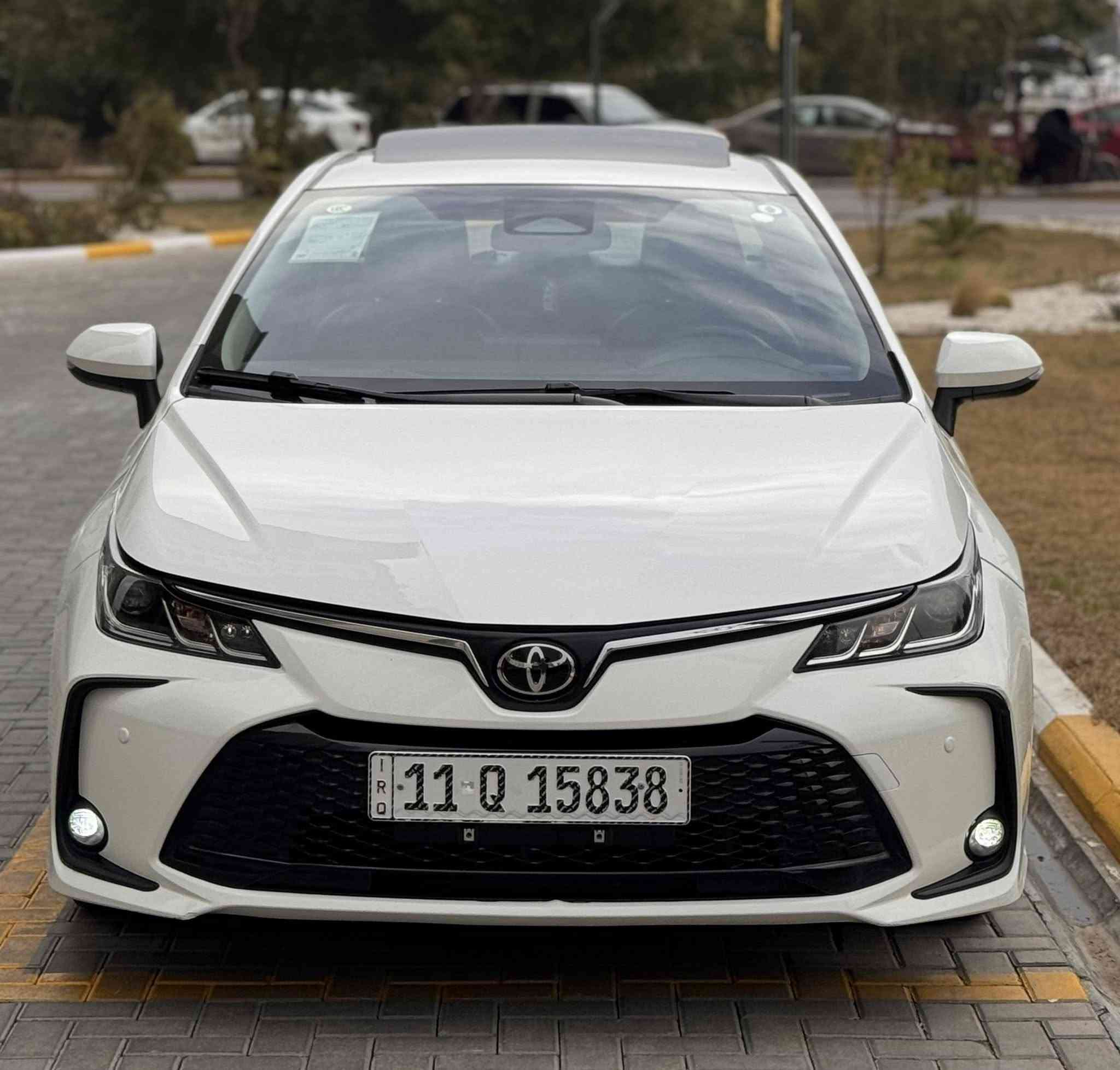 السلام عليكم
تويوتا كورلا هايبرد 2025 ✅
شكلٍ الخليجي استلام زيرو ماشيه 17  الاف كيلو 
رقم بغداد تحويل مباشر 

مواصفات فول :✅
(كرسي كهرباء 3 حركات اصلي+كشنات جلد+ دخول ذكي+ ستيرن خياط جلد+ تجوة متحركة)

❗️محرك 1800
❗️تشغيل ذكي بصمة
❗️فتحة
❗️شاشة كار بلي
❗️قطعتين تبريد
❗️كامرة خلفية دوارة
❗️هاند بريك كهرباء
❗️لايت زينون LED
❗️عدادات الكترونية
❗️بگ لايت LED 

كفاله من الصبغ و التبديل فقط بارد قليل بحافه البنيد 
و طعجه بالجاملغ بطول الاصبع 

السعر : 147 وبيها مجال بسيط جدا 
العنوان : بغداد / الكرخ / حي الحسين 
الهاتف : *********** ( متوفر واتساب ) ❇️
