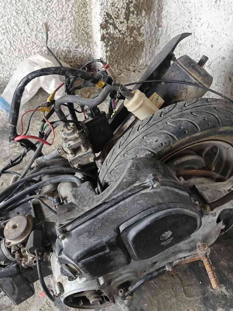 السلام عليكم مكينه ماكس بيها بخار خفيف  المكينه خرسه كدام عينك هيه وتفرعاتها وضفيره وياها ب ٢٠٠ بيها مجال مكاني شهداء البياع رقمي *********** وتساب فقط
