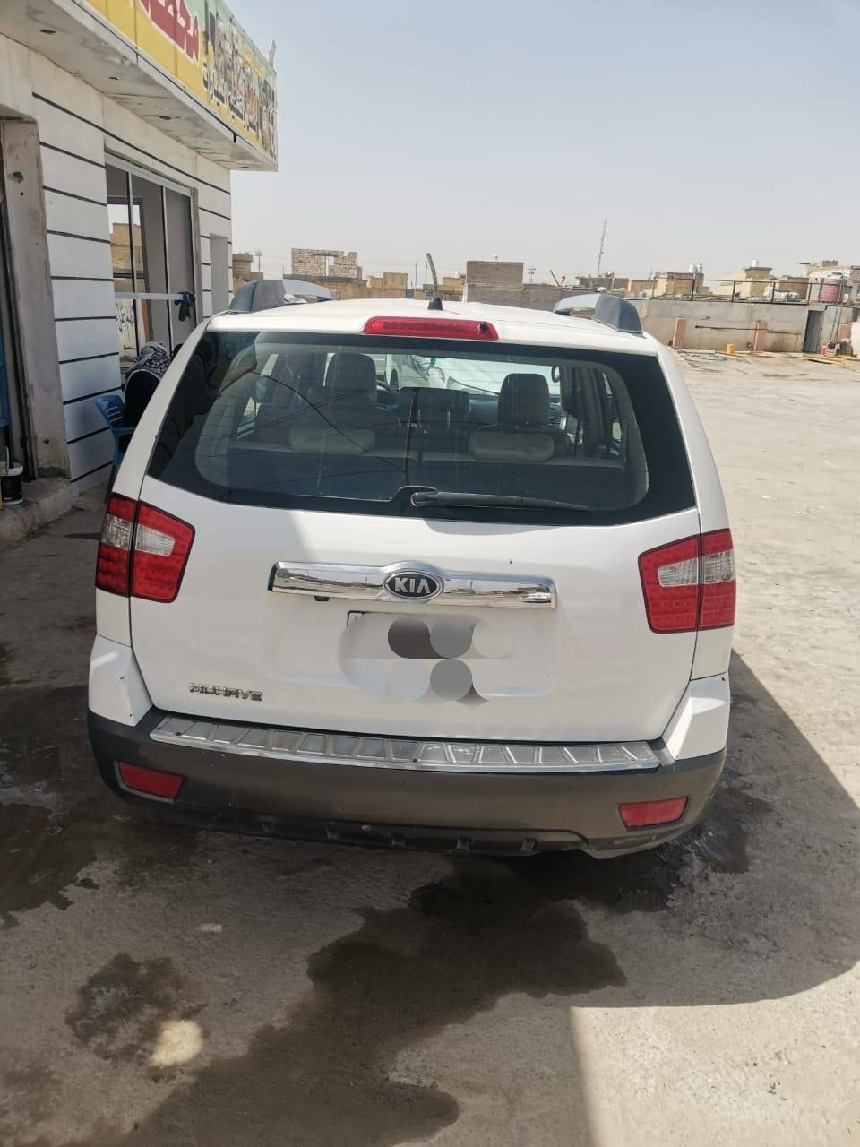 بيع بدون مراوس
كيا موهافي خليجي موديل 2013
السعر 115 ورقة وبية مجال. 
رقم بغداد بأسمي مشروع وطني
كير ومحرك مكفول
ماشية 140 الف كيلو. 
حادث السيارة قمارة لاكص ولا تبديل أي قطعة. 
رقم الهاتف ***********
مكان السيارة /محافظة ذي قار /قضاء الشطرة. بغداد, العراق
