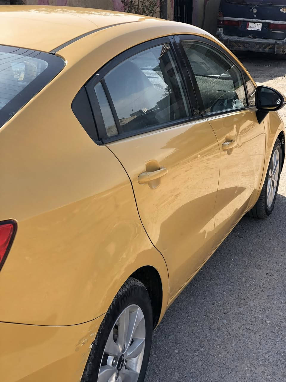 سلام عليكم كيا ريو مديل ٢٠١٦ سياره خليجيه كفاله من ضربه وتبديل مصبوغه عام سعرهه ٩٠وبيهه مجال ***********
