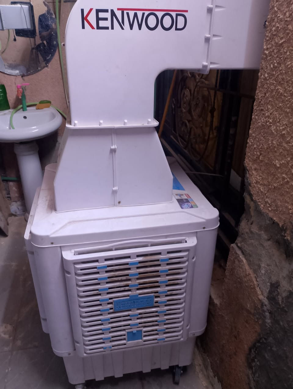 للبيع اخت الجديدة هواهه ثلج مشتغله موسم واحد ***********

