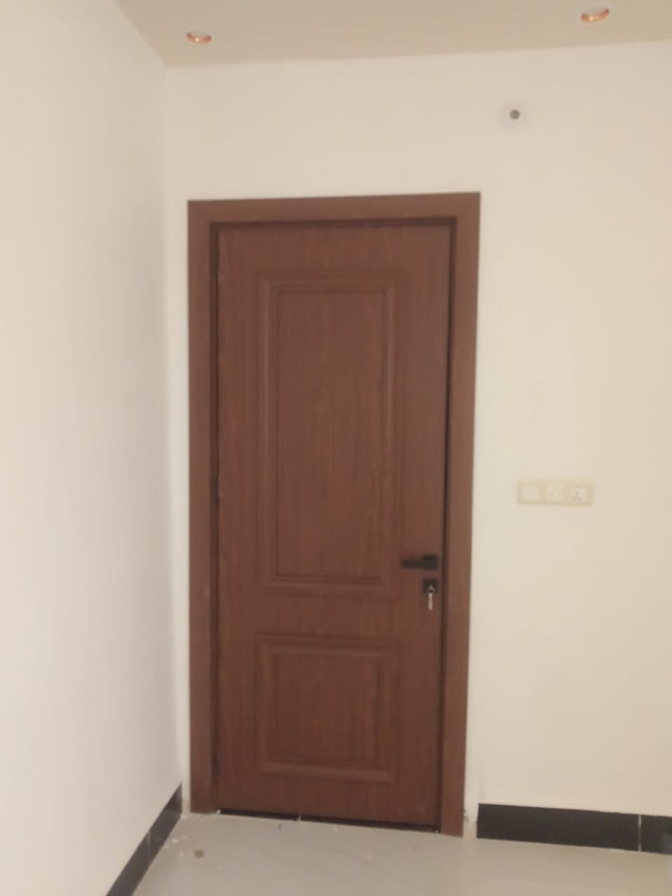 تم بحمدلله شد قاطع تركي تفصال مع مجموعة ابواب تركية ممتازة حسب طلب الزبون اختياره للون والموديل 
وتنفيذ حصرا تركي 

قاطع قياس ٣٠٠*٢٧٠مع كتيبة متكون من٤طلاليك بلون جوزي متوسط 
ابواب داخلي تركي قياس ١٠٠*٢٧٠كتيبة  تفصال مع القاطع

اي استفسار او اتصال ☎️ 

***********
***********

