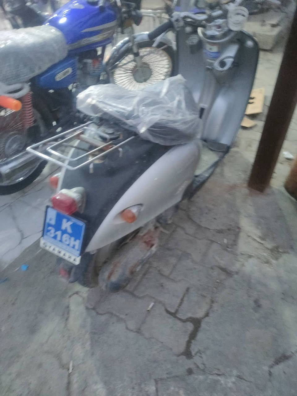 مطو عبد الحليم فول نضيفاي عيب ما بي نكر سلف سعر 500الف


**إذا كنت صاحب هذا الإعلان وتريد حذفه لأي سبب، رجاءا أرسل رسالة إلى الدعم الفني**