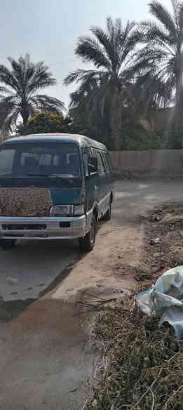 كيا اسيا للبيع موديل ٩٥ مكينه خير من الله الكير الرابع يفلت الكسل خير من الله سياره بسمنه عليه هيئه ومرور ماعرف شكد  عله المشتري سعره ٢٨ وبيه مجال ***********
