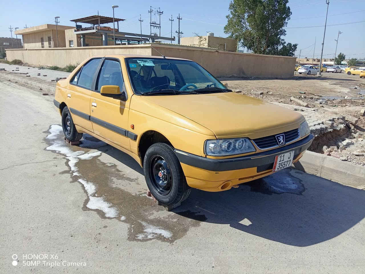 عمي بيجو لميس ٢٠١٥ كفالة عامة من كلشي كير فرنسي مكينه لا تبخير ولا تنقيص كلشي شغال بيها من تبريد إلى كلوب الإشارة  صدر جديد لايت زنون دوشمة أرضية
بأسمي جاهزة للأخير43 وبيها مجال قليل ٠
***********
