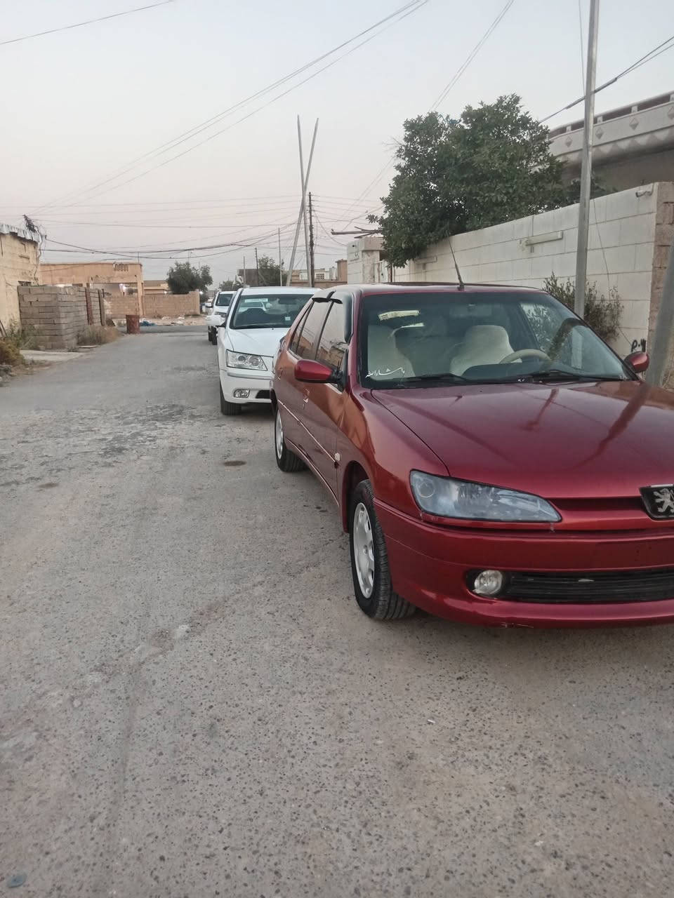 بيجو 306 كير محرك شرط صدر الأمامي شويه تعبان.  تعمير ردجه اولئ  صبغ سمكره. جديد. صار سبوع من طلعت من التعمير. كهربائيات كلها شغاله  دشبول مامفتوح كلشي بيها شغال. كماليات جديده سياره حلوه كاعده بيها نواقص قليله تبريد  وصدر بس سياره حلوه وناصبه السياره  مطلوبه السياره.  مكاني صلاح الدين قضاء العلم السعر مناسب اتصل وتدلل ***********
