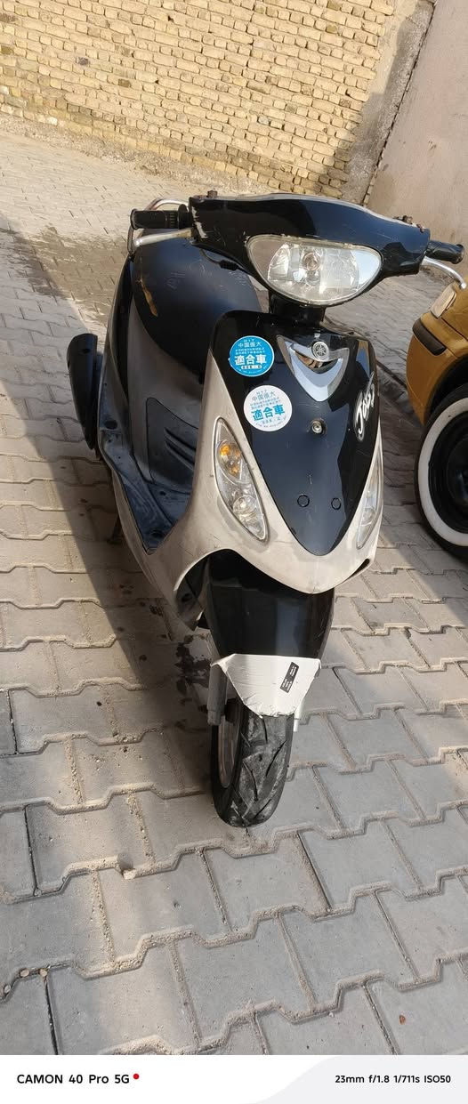 سلام عليكم دراجه ماكس للبيع
دراجه مكنيه حلوه حلوه مشي صوت كلشي حلو 

مامفتوحه دراجه كامله 

كفرات اصلي ختم واحد وي المكنيه 

سعر 700 وبيه مجال 
خاص مفتوح ورقمي ***********
