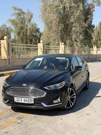 تيتانيوم • ٢٠٠٠ تيربو • حادث خلفي