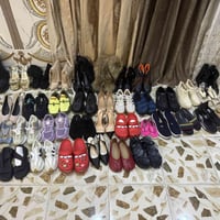 أحذية • شحنة DHL • ماركات