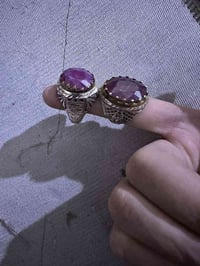 ياقوتات للبيع لياقوت لجبيره مزغرهه على قياس اصبعي للسعر 150الف عنواني ...