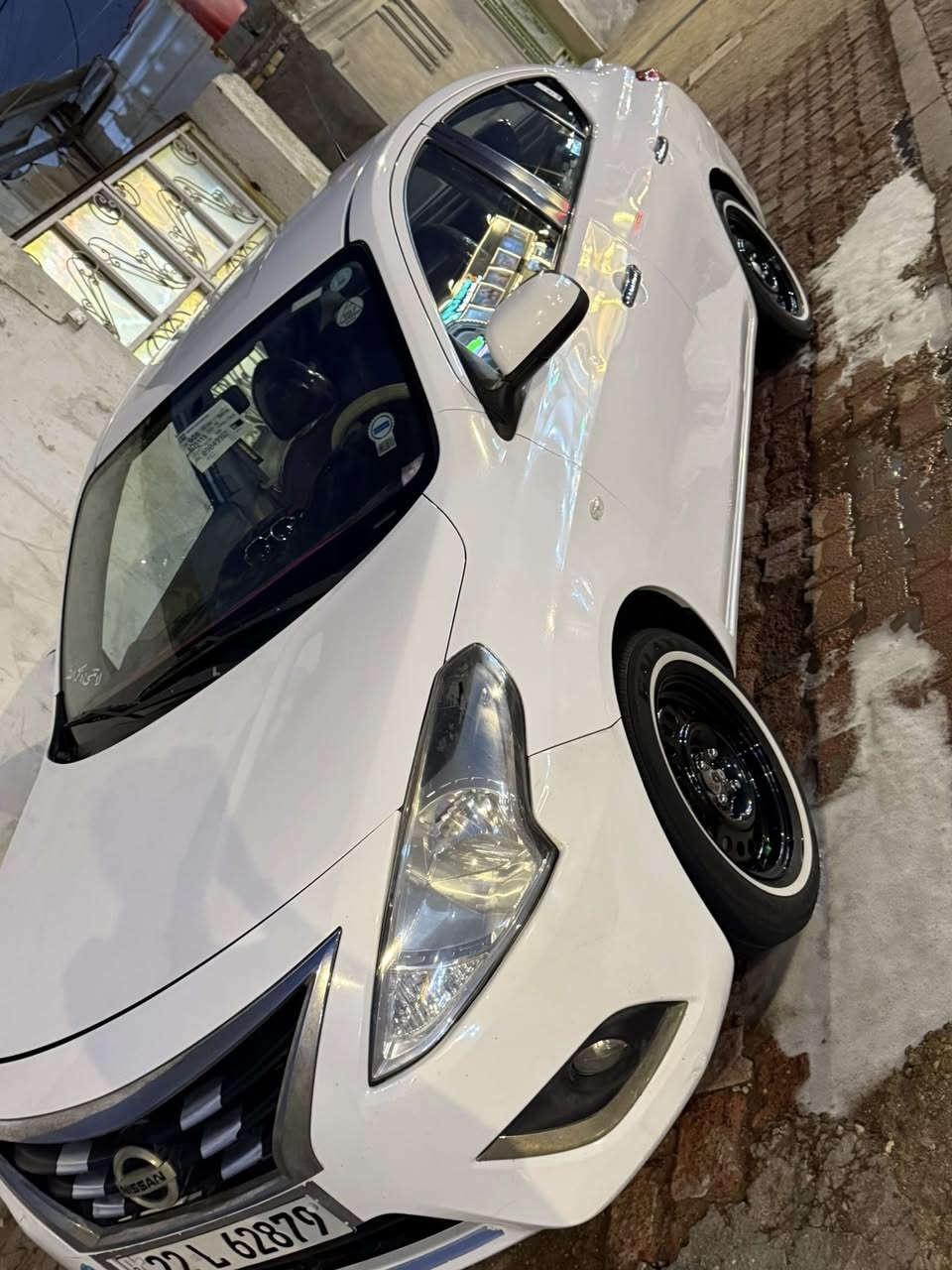 سلام عليكم للبيع نيسان سني 2021
رقم أربيل سنويه بعدهه ما منتهيه تنتهي بشهر 9 
مكان لسياره بصره
السعر 110 وبيهه مجال
سونار السياره داخل لصور
***********
