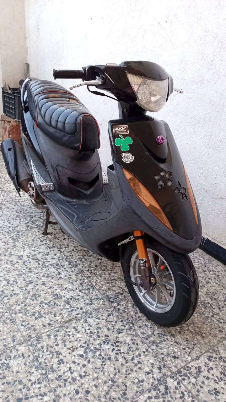 سلام عليكم للبيع ماكس عدله مفوله تفاصيل دراجه ختم واحد كفرات وسوادات بيه هواي تزويد مكينه بلاديه 49 عله وضع الشركه بيه بجم وردات مناك جاي اشاير وبكلايت برتقالي اصليات صدر دي واي فج وصينيه وياله اصليات وتايرات جلاتين يدات وقبق عنبار ارجي اس سواد مروحه فايبر كاربون فلاوين صالنصه صجميه قطره مكينه واكسل شيال كشن اربعه دبل خلفي رياضي ستان صفح رياضي جاملغ خلفي طياري فايبر كاربون دراجه غراضه كله اصلي مابيه شي تجاري اسف عل اطاله سعر خاص بيع او مراوس بشي نضيف ماريد نطايح مكاني بغداد حي العامل رقم *********** لوتي اطلع كبل
