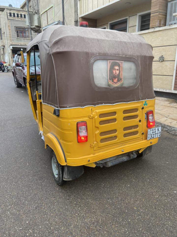 سلام عليكم تكتك موديل ٢٠١٨. مصبوغه عام للجماليه.  نضيفه كلش مامتعوبه شغل متقطع مال طالب   كل أسبوع ادامه.  مرقمه وسنويه بغداد تحويل شوكت ماتريد.  سعرها 5800 وبيها مجال بسيط   رقم الهاتف ***********
وارجع وأكول الي ياخذه ماتعبه ولا يصرف ربع عليها كامله مكمله على آخر حبه
