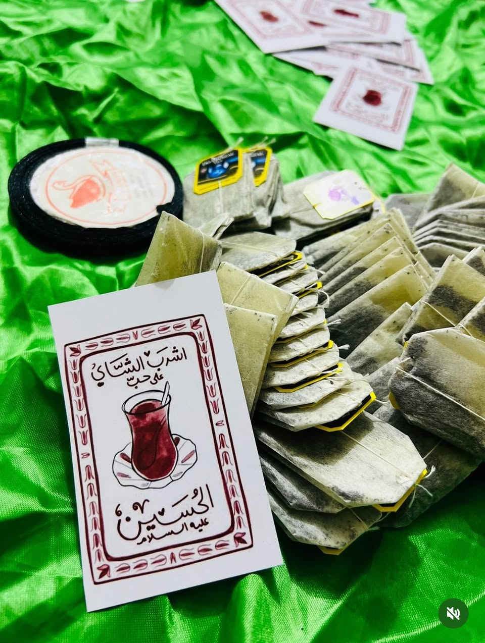 كارتات توزيعات 🩶
التصميم حسب طلبكم 🫶🏻 
يتوفر توصيل داخل الديوانية


**إذا كنت صاحب هذا الإعلان وتريد حذفه لأي سبب، رجاءا أرسل رسالة إلى الدعم الفني**