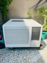 مكيف • سبلت • توسوت • 2 طن • تبريد • تدفئة • مكيف هواء • مستعمل • سبلت...