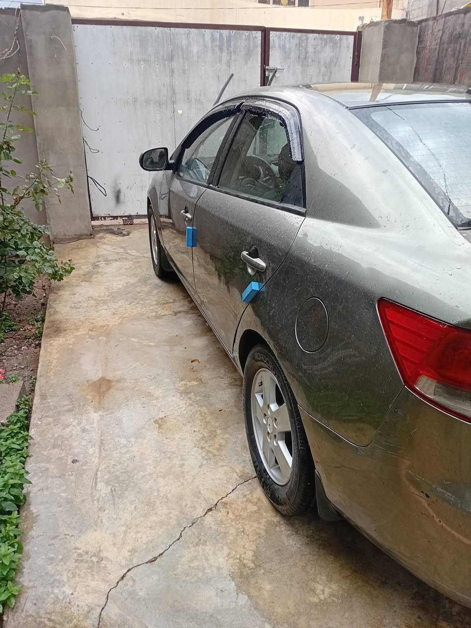 سيراتو ١٢ خليجي مكينه وكير وتبريد وصدر خير من الله تخم تاير كهرباء خير من الله سنويه الى ٣٠ هزه جديده جامه جديه ارقام انكليوي الصور قبل تبديل الوحلت ادامه كامله على السيارة تحويل مباشر السعر ٨٥ وبيها مجال ***********
