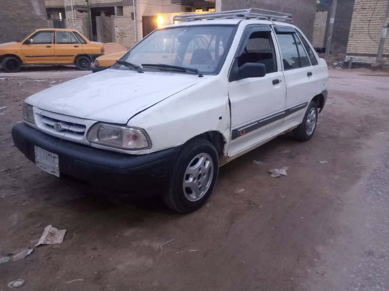 السلام عليكم سياره سايبا خصوصي 2010 سياره جاهزه وحلوه رقم مثنى گير حداديه مكينه خيط بخار كلش قليل شواصي نضيفه بدون خياس بور جديد بريك جديد ماطور ماسحات جديد  مالك بالسماوه شرط المداور السعر 21 وبيه مجال العنوان الشاميه ***********
