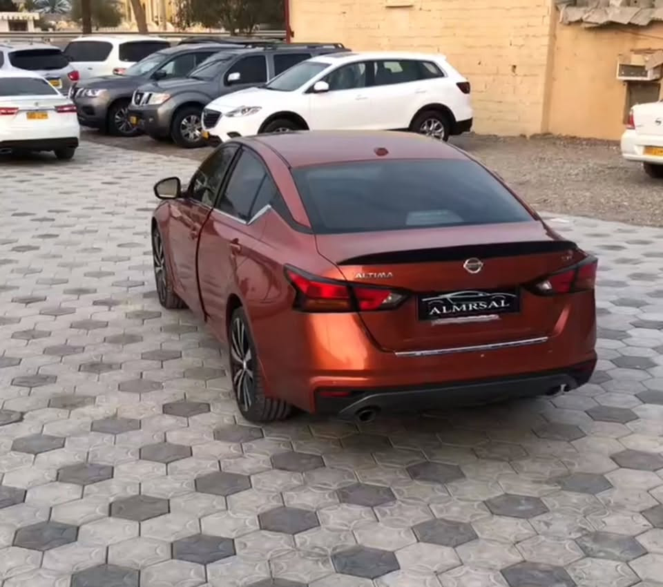 السلام عليكم
نيسان التيما 2020

فئة SR Plus AWD (أعلى فئة)

🔹 حالة السيارة:

صور الضرر مرفقة بالمنشور

الضرر: جاملغ خلفي + جاملغ أمامي 

🔹 المواصفات:

• فل كامل (1/1)

• فتحة سقف (سلايد روف)

• بصمة تشغيل + بصمة أبواب

• تشغيل عن بعد

• شفتات ستيرن

• مقاعد جلد + مخمل

• تدفئة مقاعد + مقاعد كهرباء

• ديكور داخلي فايبر كاربون

• لايت زينون

• إضاءة LED داخلية وخارجية (ترحيب)

• إشارات بالمرايا

• نظام مانع اصطدام + توقف ذاتي

• مثبت سرعة + الحفاظ على المسار

• رادارات + نقطة عمياء

• تحكم بالستيرن

• شاشة كبيرة + شاشة عدادات

• ويل كروم قياس 19

• بلوتوث

• حساسات خلفية

• حساس ضغط الإطارات

🔹 معلومات إضافية:

• الدواخل: أسود

• محرك 2.5 تنفس طبيعي

• الممشى: 75 ألف مايل (قابل للزيادة)

• حجر بيئة شرط

• رقم أربيل باسمي

💰 السعر: 120$ (قابل للتفاوض البسيط)

📍 الموقع: أربيل

📞 للاستفسار: *********** (واتساب أو اتصال)
