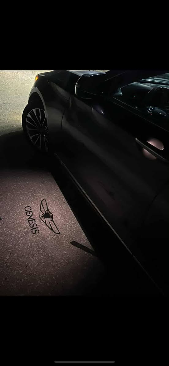 جنسزز 2017 G80 محرك 6سلندر
 ضررها حادث چاملغ امامي وصبغ داير الجاملغ الخلفي  
 ماشيه140 الف ميل حقيقي 
رقم بغداد مميز 
المواصفات 
1.السياره برستيج 
2.راد جانبي (تنبيه عند الاجتياز) 
3.رادار جانبي
5.حساسات اماميه وخلفيه
6.كشنات جلد  
7.الكشنات الاماميه كهرباء مع تدفئه وتبريد 
8.شاشه جبيره للميديا والخارطة
9.الكشنات الخلفيه تدفئه
10.صندوك كهربائي يفتح عند الاقتراب 
11.نظام الترحيب عند الاقتراب من السياره بشعار الجنسزز
12.نظام صوت لكسكون 17 سماعه  
13.المقود كهربائي 

🛑 السعر سوي تعليق يصل مباشرة 🤖 

14.بانوراما فتحتين
15.شفتات بالمقود
16.انظمه قياده عدد 3 سبورت و عادي و اقتصادي  
17.مري شفط مع كهرباء وتنزل بالبك مع گلوب الترحيب ب شعار الجنسز مع هيترات و تضليل 
18.كامره خلفيه دواره 
19.بردات عدد 3 والخلفيه  كهربائيه
20.بصمه 
 21 . هاند بريك كهربائي 
23.خزن ميموري لكشن السائق
مكان السياره بابل 

رقم صاحب السيارة 
***********
