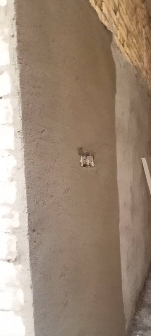 سلام عليكم خلفه لبخ جص و اسود سمنت جراره
امتر 4 لاف السقل ناعم 5 لاف بورك 2ونص صبق 2الفين تشميع خارجي 2 الفين
*********** وتساب
