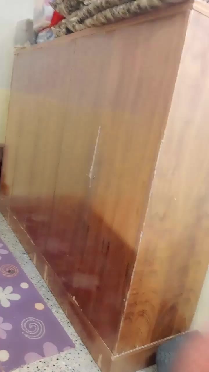 قنصور خمس ابواب للبيع قفل ١٠٠ للاستفسار الاتصال على الرقم ***********
