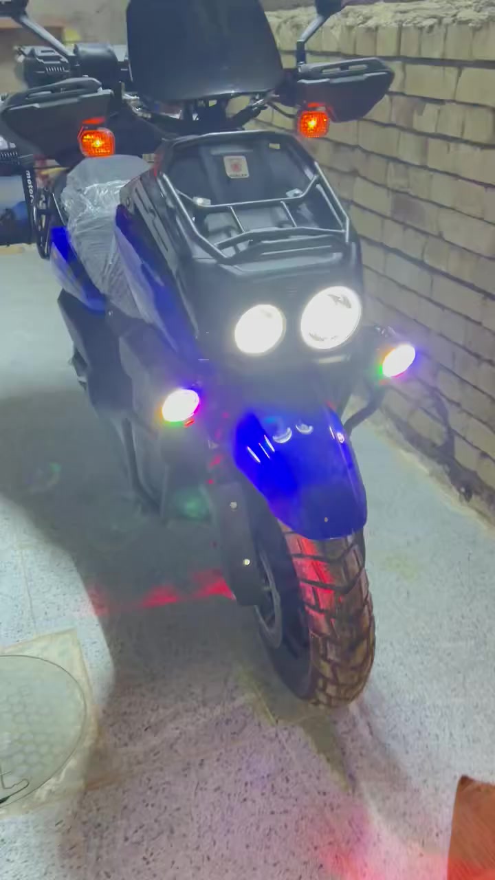 للبيع
مليون ٢٥٠
اخذتها ب مليون و٦٠٠
***********
