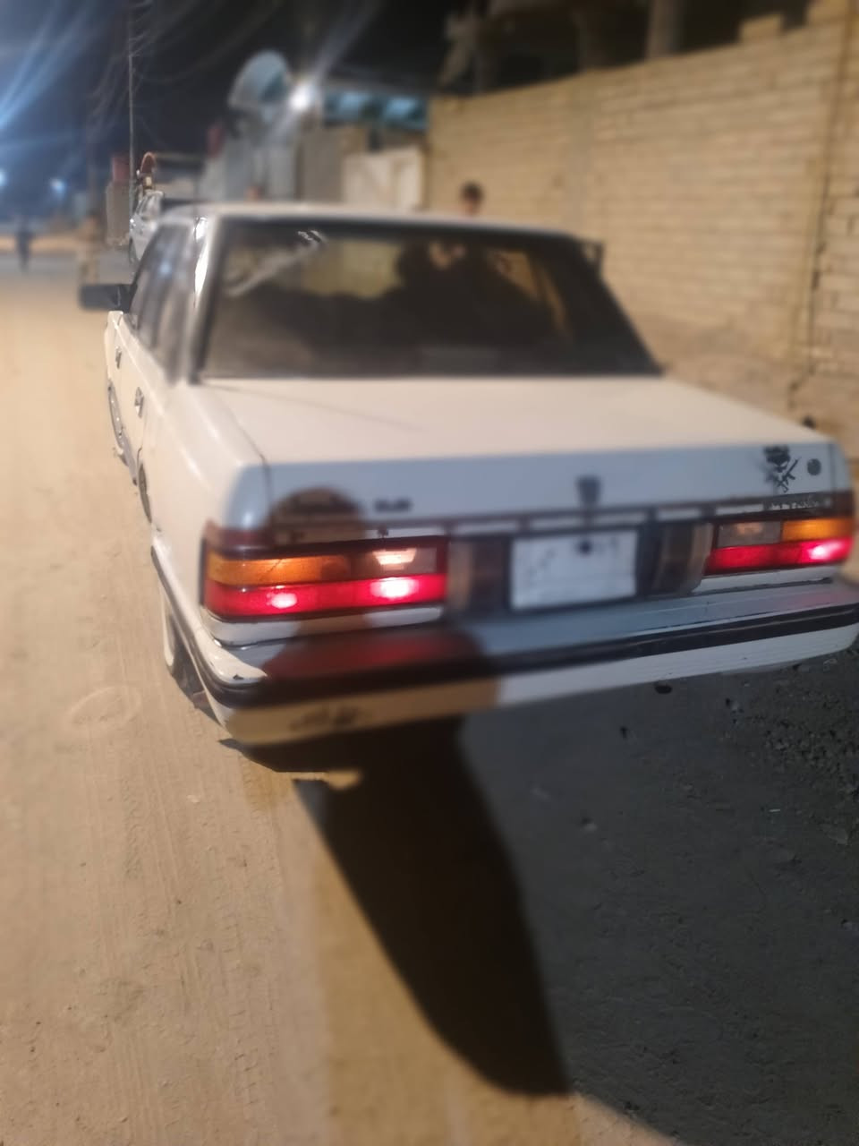 سلام عليكم سيارة سوبر 85 محرك فيفيتي جديد في القرنه السعر 38 رقم الهاتف ***********
