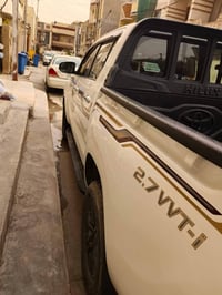 تيوتا بيك أب هايلوكس موديل 21 ماشية 99 الف كيلو متر كير اوتماتيك اربعة...