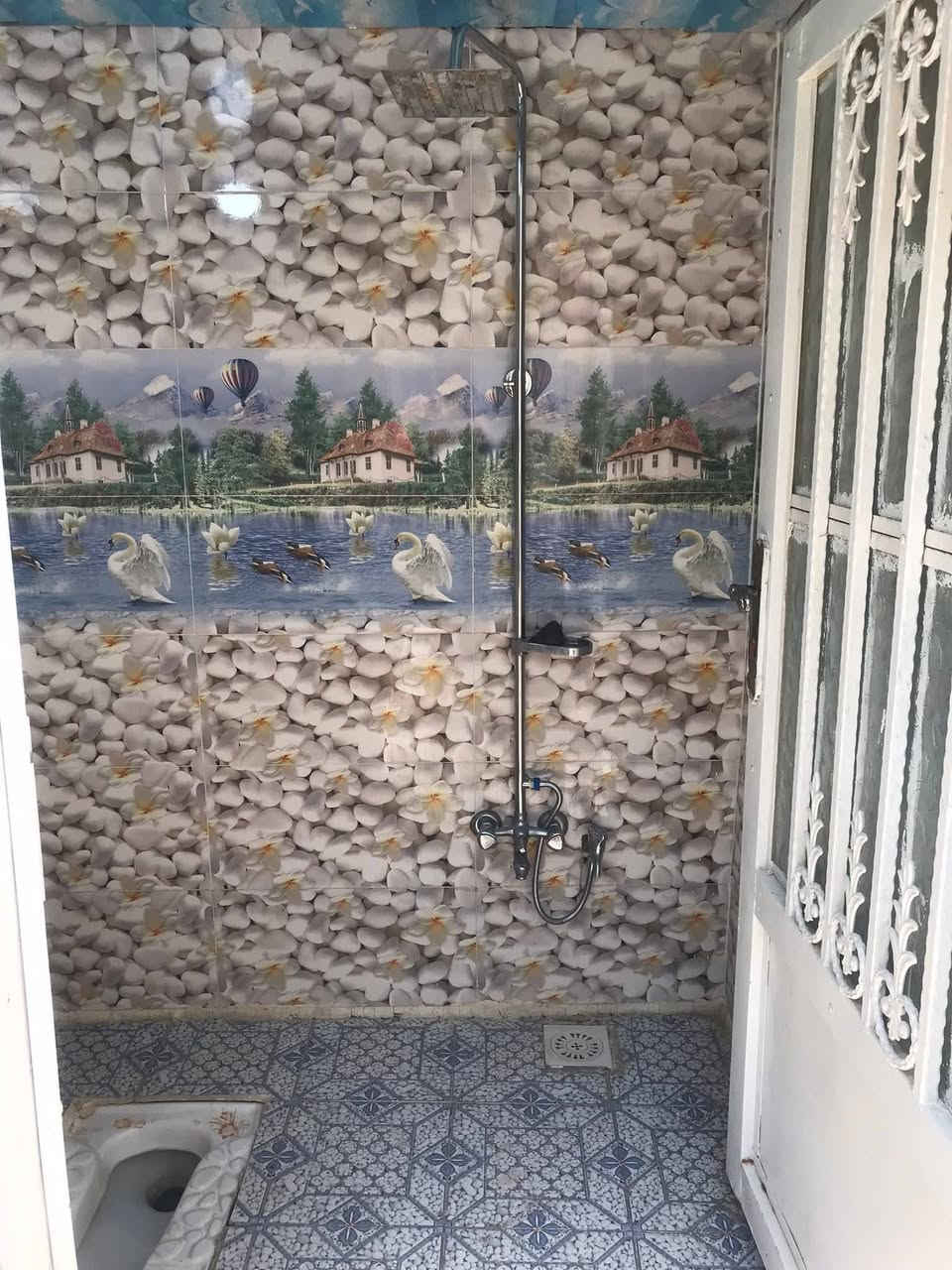 بيت للبيع في حي الجمعية زراعي 135 متر مشمول بالتطويب بي غرفة وصالة ومطبخ وحمام وساحة خلف البيت ب 20 وبي مجال التواصل خاص او على الرقم
***********
