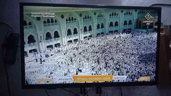 السلام عليكم مرخصة صاحب الكروب عندي هذا الكيف أخو الجديد للبيع السعر ٣٠٠وبي مجال بسيط والشاشه حجم 32 أم الإنترنيت نيوالجي السعر ١٥٠ وبيه مجال بسيط الشراي يتصل *********** او***********
