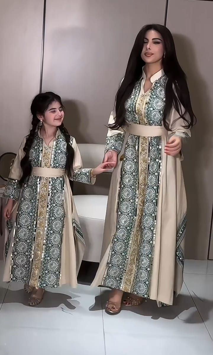 🌹بسم الله الرحمن الرحيم 🌹

آن هہ‌‏ذآ لرزقنآ مـآ لهہ‌‏ مـن نفاد💎

جمال واناقة الكولكشن الرمضاني يبدّا من هنا 📍

فستان رمضاني البنت وامها دابل إيطالي دبل كلوش  ترند الموسم كوالتي جداً عالي😍
       
قياس الأم :38-40-42-44-46-48 
قياس البنت :6-7-8-9-10-11-12

كوالتي عالي الجودة شرط الفحص بوجود المندوب 

#فستان #رمضاني #ملابس #اكسبلور #
#ملابس #نسائيه #احدث #الموديلات #


**إذا كنت صاحب هذا الإعلان وتريد حذفه لأي سبب، رجاءا أرسل رسالة إلى الدعم الفني**