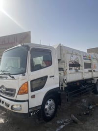 هينو • ١٢ متر • محرك ٥ كبسه