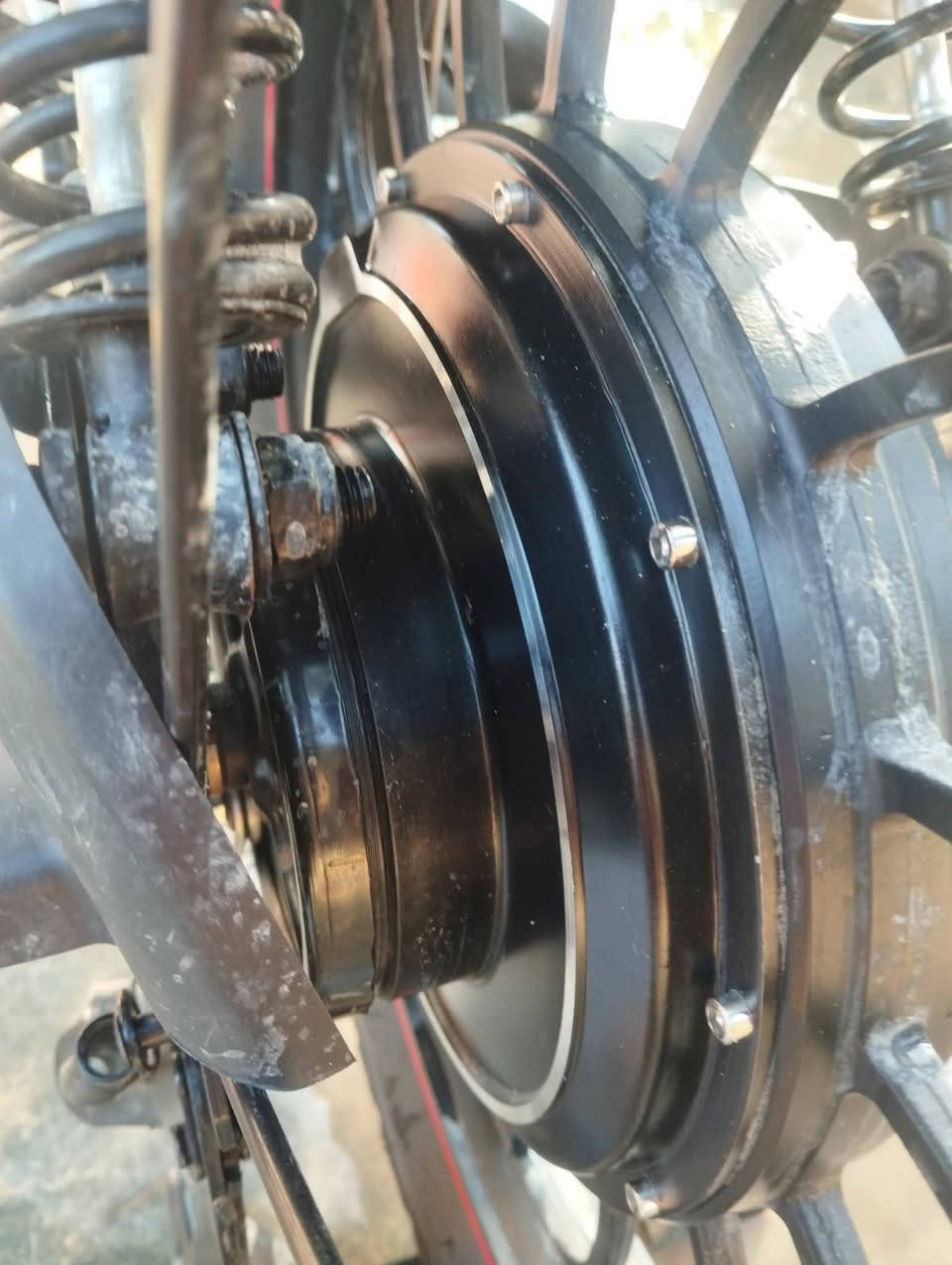 بايسكل شحن للبيع نضافه ٩٠٪ استخدام شهرين
للبيع سعر 400٠وبي مجال ***********
