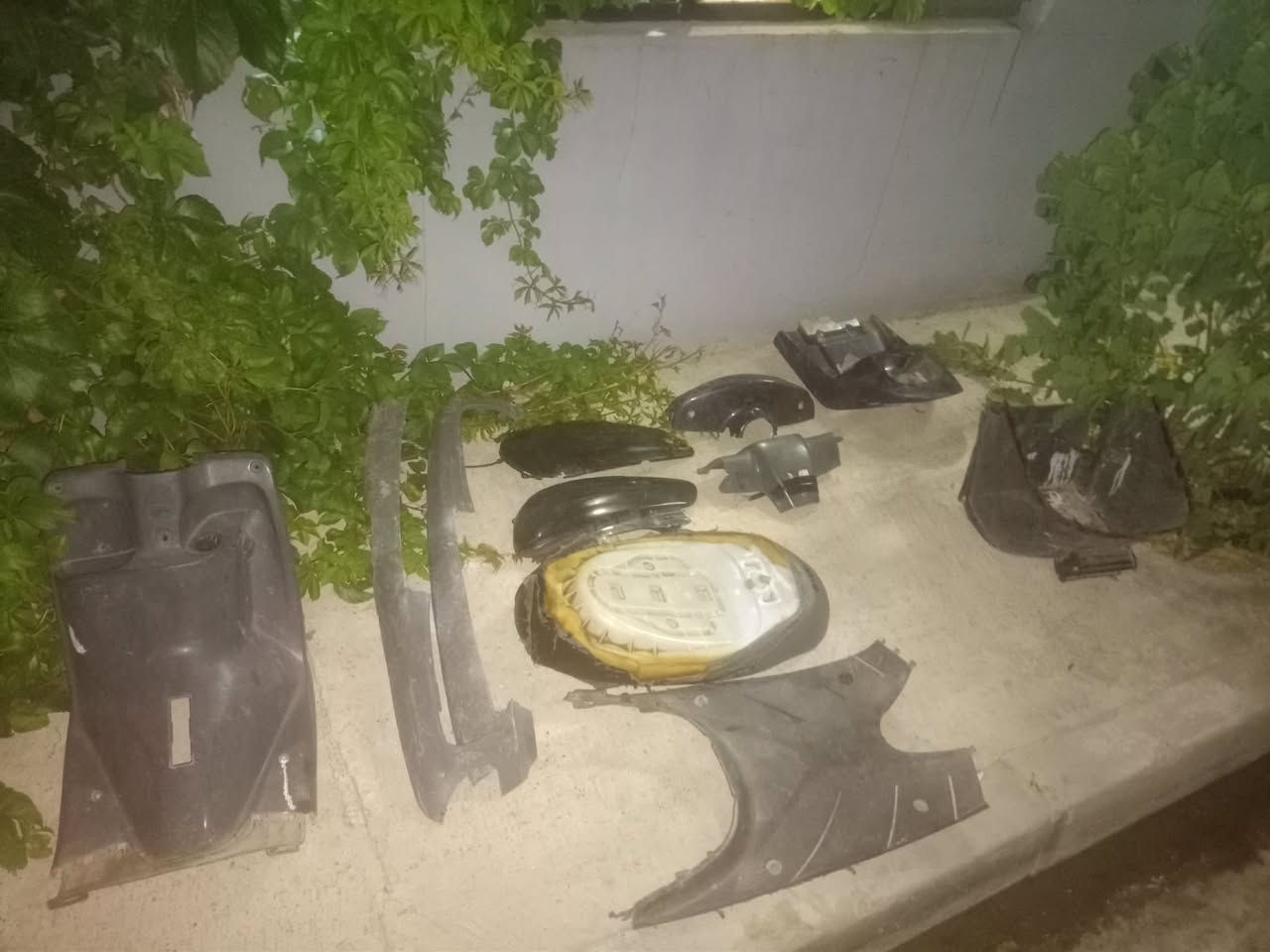 ماطور ابوسله جبيرة
ماطور كامل كشر وترايش ودشيول وسله كامل
وشاصي شرط مابي لحيم عقل وكتف كامل فقط يحتاجلة كويل 
دبلات شغال كابريتر اصلي
سعر١٠٠الف. قفللل ماطور شرط شغال


**إذا كنت صاحب هذا الإعلان وتريد حذفه لأي سبب، رجاءا أرسل رسالة إلى الدعم الفني**